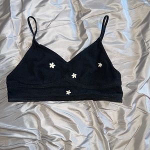 Kendall and Kylie flower top